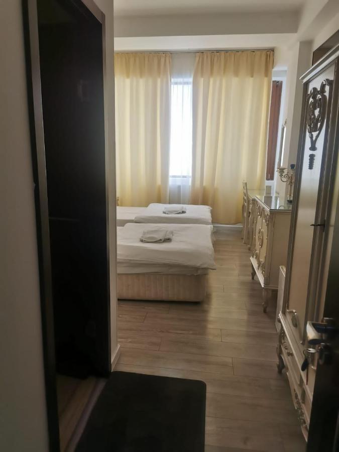 Hotel Nevis Fundeni Bukareszt Zewnętrze zdjęcie