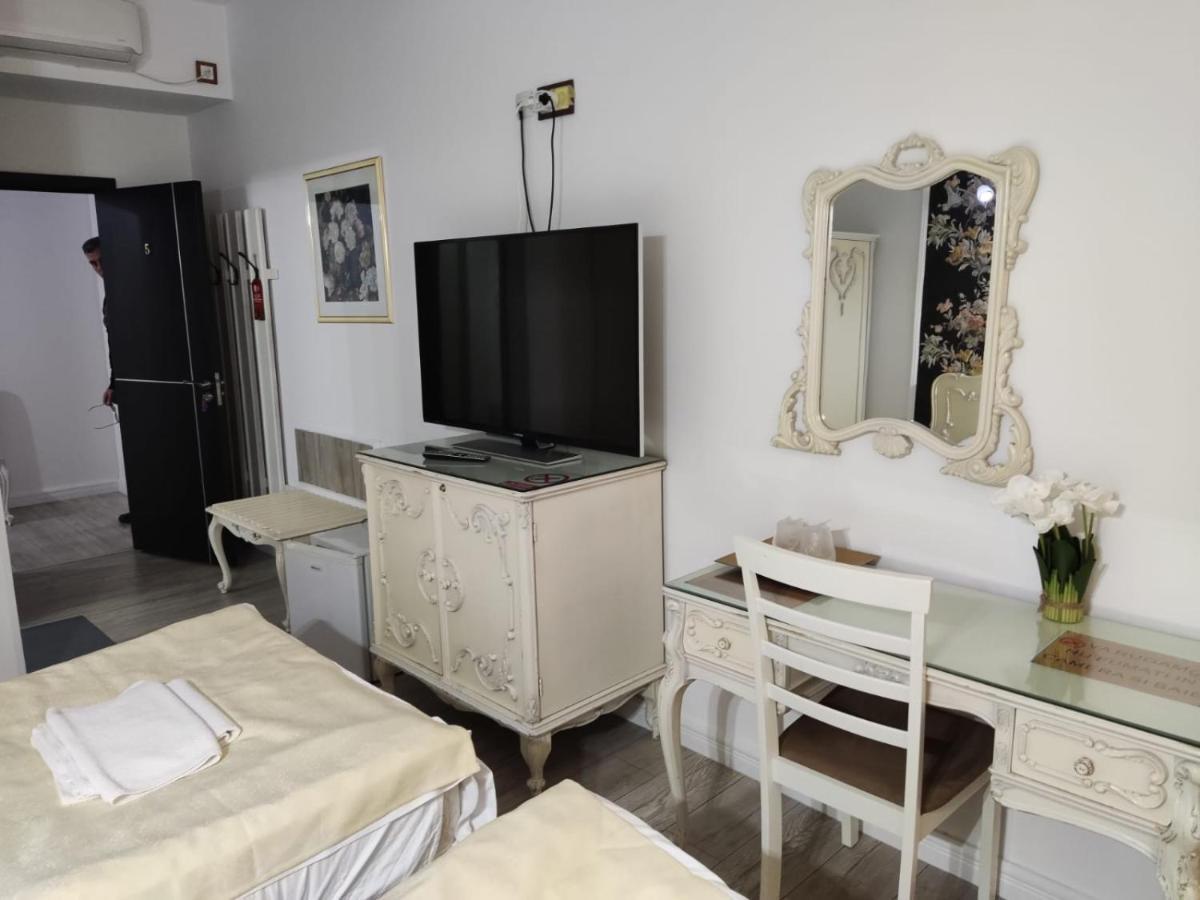 Hotel Nevis Fundeni Bukareszt Zewnętrze zdjęcie
