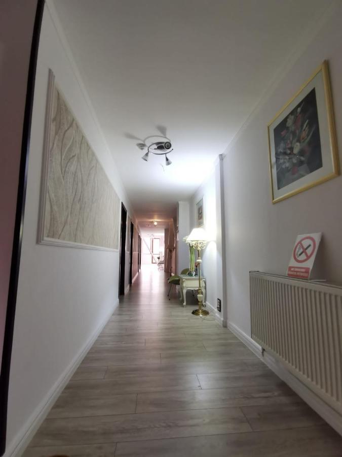 Hotel Nevis Fundeni Bukareszt Zewnętrze zdjęcie